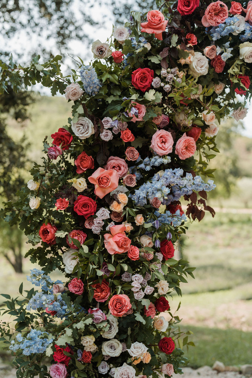 menthe-sauvage-fleuriste-mariage-provence-domaine-de-valbonne-design-floral-luxe-coloré (15)