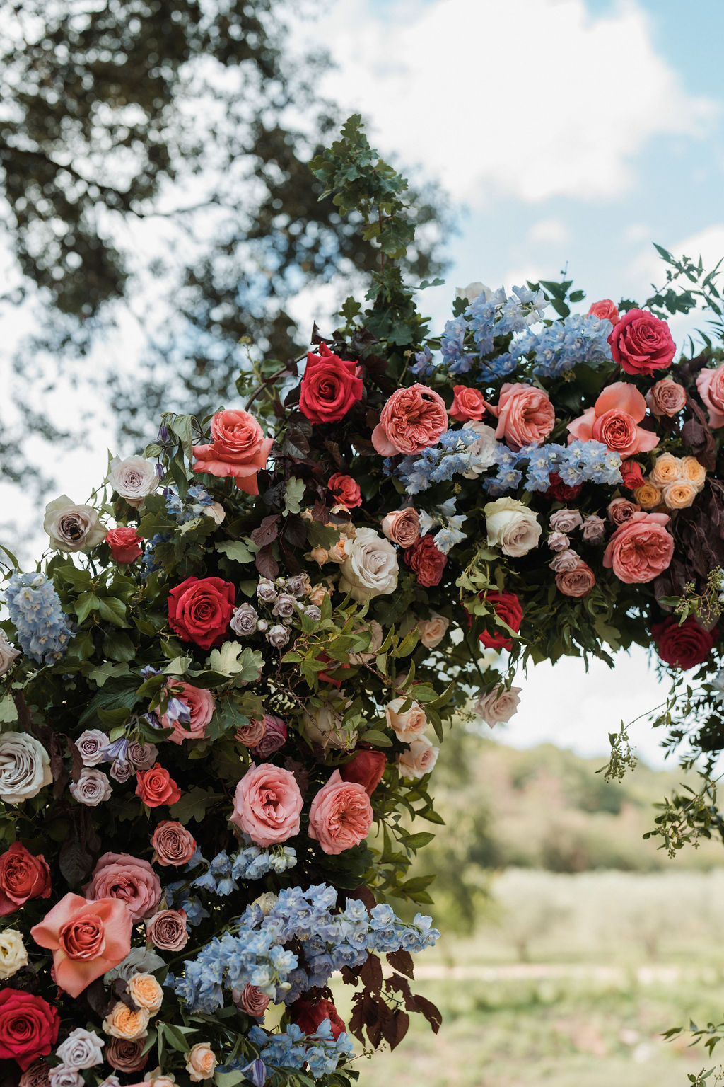 menthe-sauvage-fleuriste-mariage-provence-domaine-de-valbonne-design-floral-luxe-coloré (16)