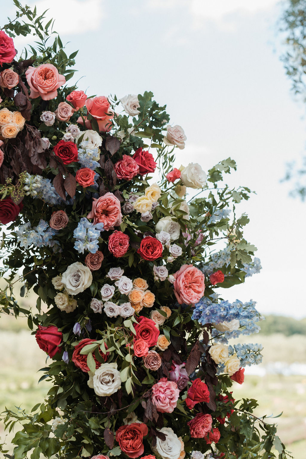 menthe-sauvage-fleuriste-mariage-provence-domaine-de-valbonne-design-floral-luxe-coloré (17)