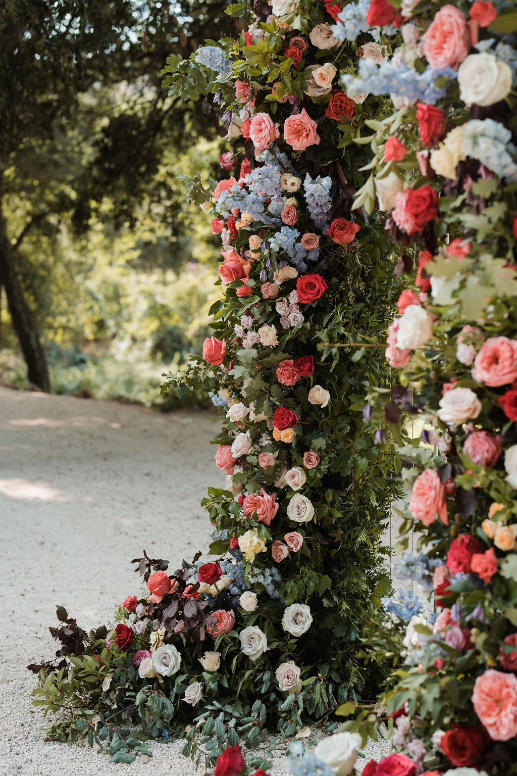 menthe-sauvage-fleuriste-mariage-provence-domaine-de-valbonne-design-floral-luxe-coloré (21)