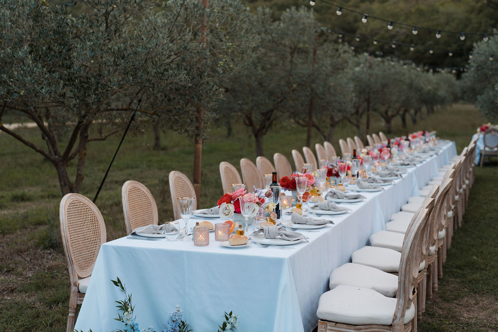 menthe-sauvage-fleuriste-mariage-provence-domaine-de-valbonne-design-floral-luxe-coloré (41)