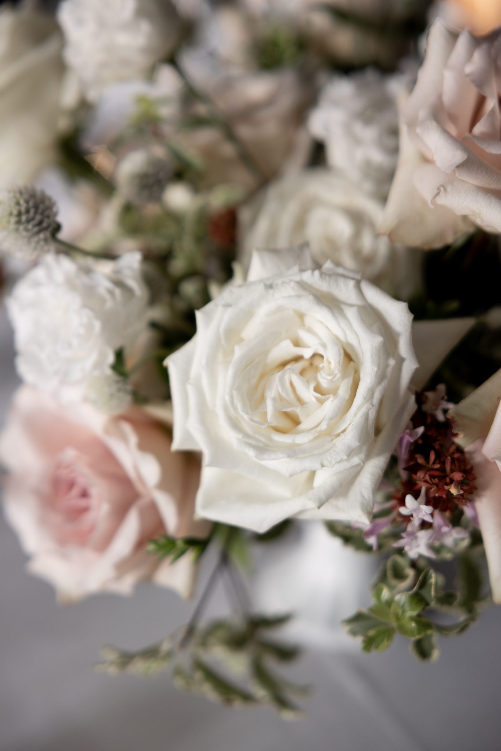 Menthe Sauvage Fleuriste Mariage Lyon Bourgogne Abbaye De Maiziere Luxury Wedding Burgundy (14)