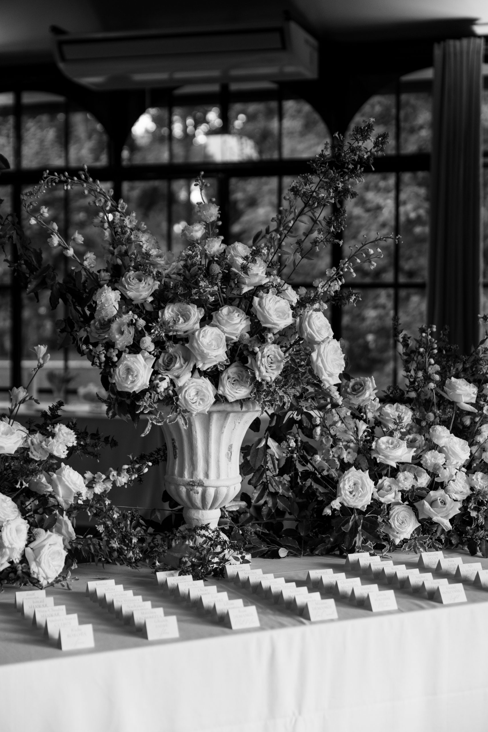 Menthe Sauvage Fleuriste Mariage Lyon Bourgogne Abbaye De Maiziere Luxury Wedding Burgundy (25)