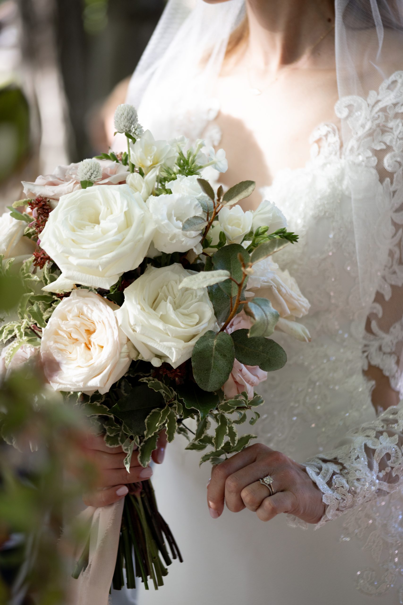 Menthe Sauvage Fleuriste Mariage Lyon Bourgogne Abbaye De Maiziere Luxury Wedding Burgundy (6)