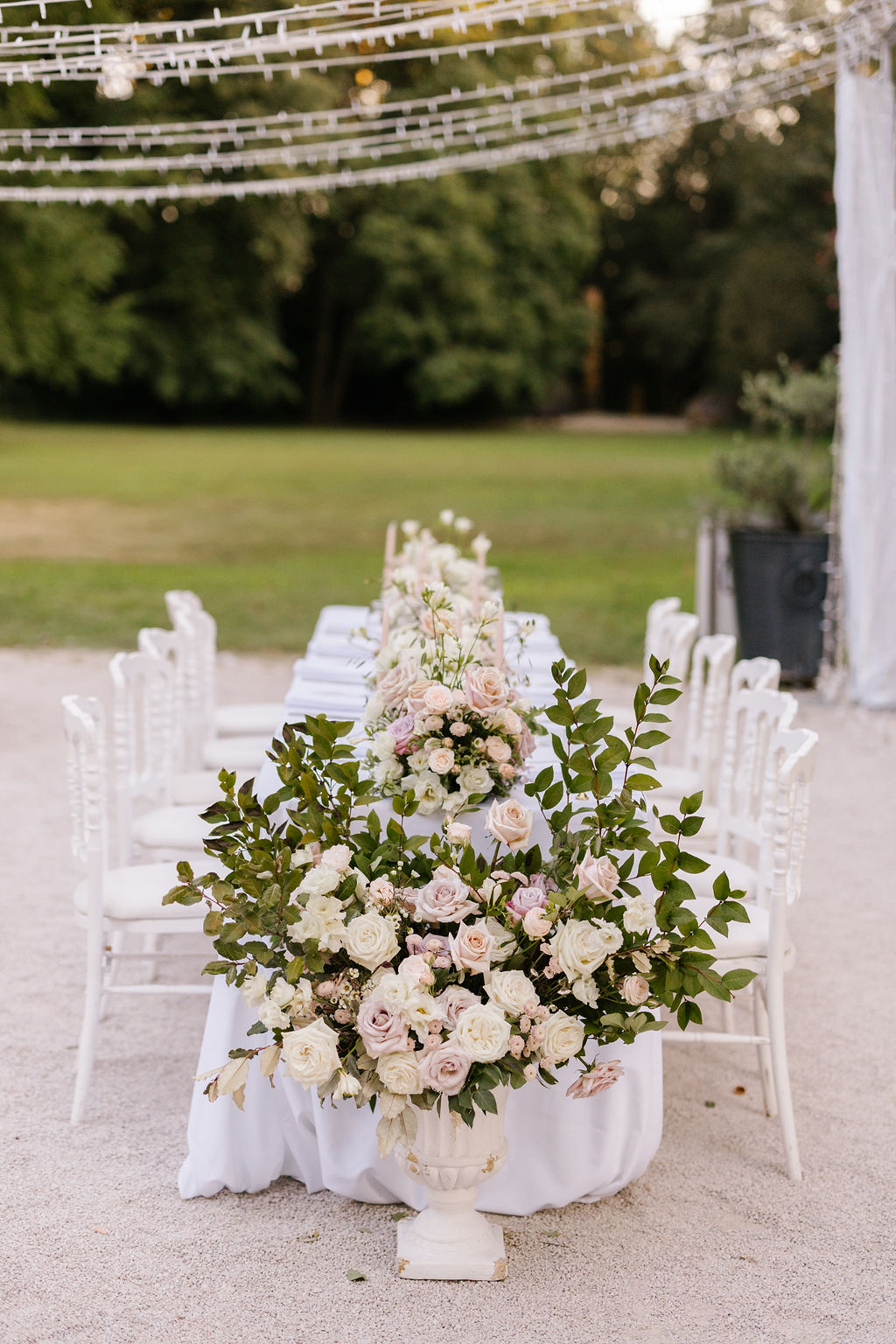 menthe-sauvage-fleuriste-mariage-provence-bourgogne- chateau-des-barrenques-pastel-wedding-luxury(20)