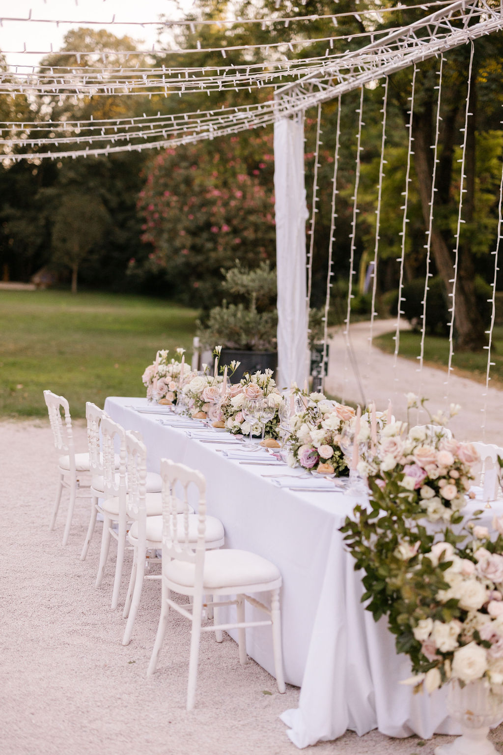 menthe-sauvage-fleuriste-mariage-provence-bourgogne- chateau-des-barrenques-pastel-wedding-luxury(21)