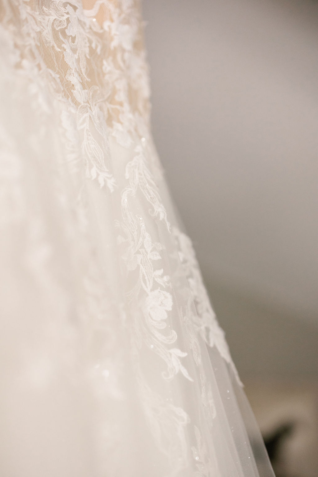 menthe-sauvage-fleuriste-mariage-provence-bourgogne- chateau-des-barrenques-pastel-wedding-luxury(3)