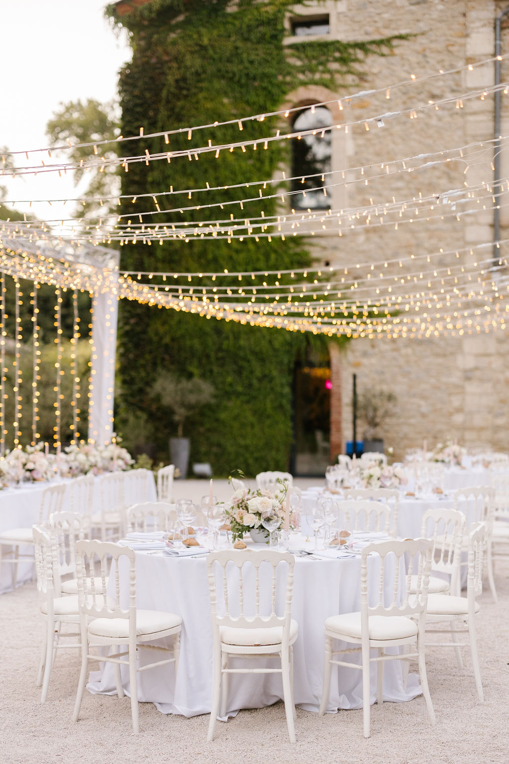 menthe-sauvage-fleuriste-mariage-provence-bourgogne- chateau-des-barrenques-pastel-wedding-luxury(35)