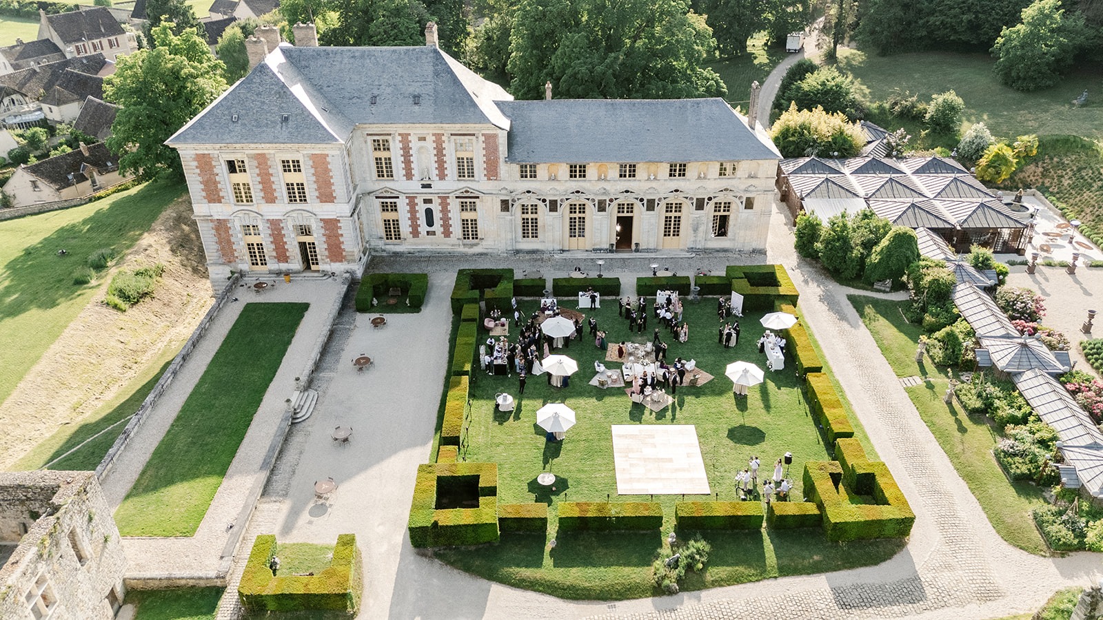 Vivian & Matthew&rsquo;s Wedding Chateau Vallery
